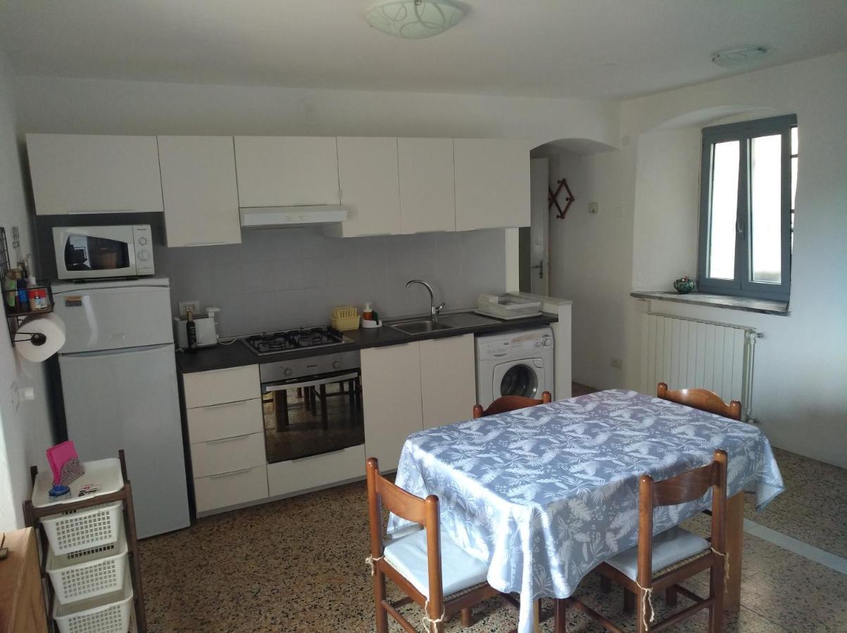 Appartamento A Fosdinovo Exterior photo
