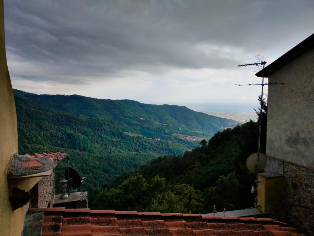 Appartamento A Fosdinovo Exterior photo