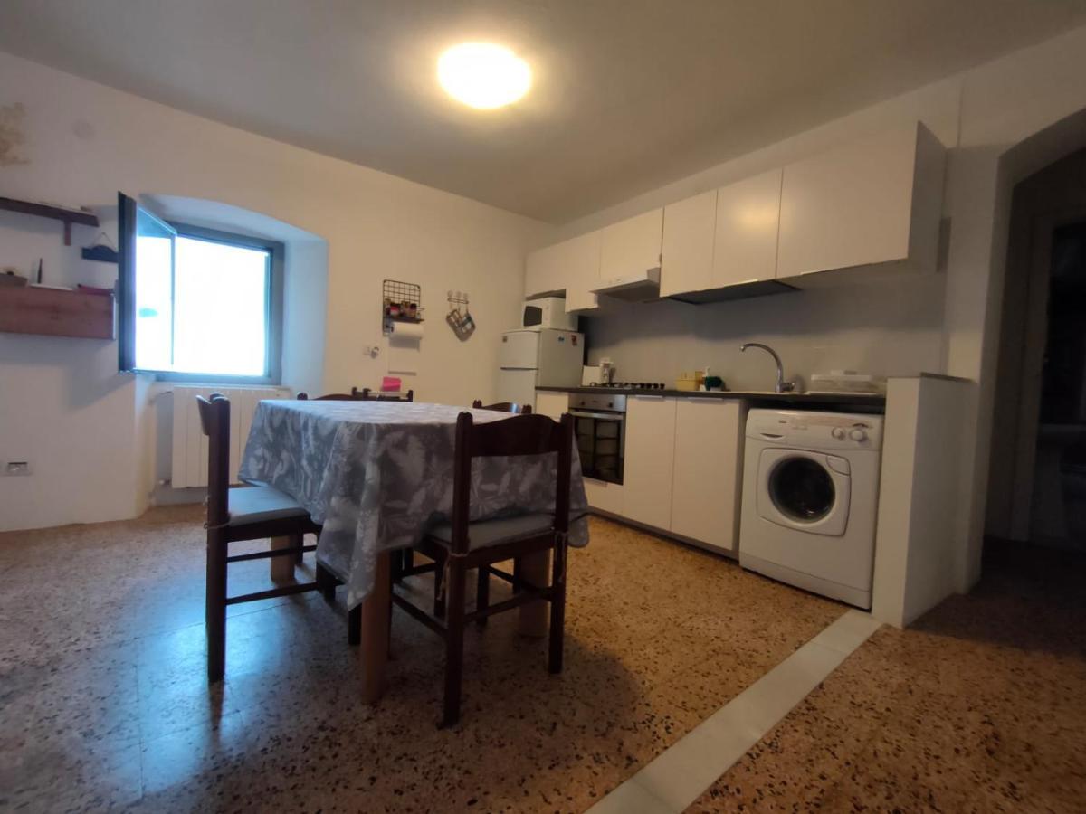 Appartamento A Fosdinovo Exterior photo